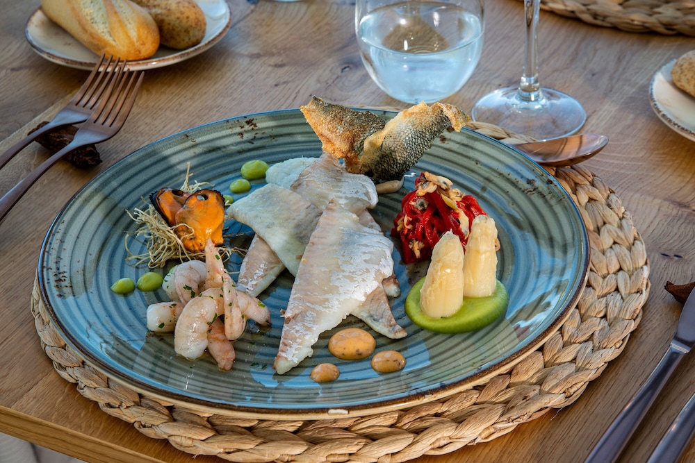 Cabogata Beach Hotel Spa 52/68