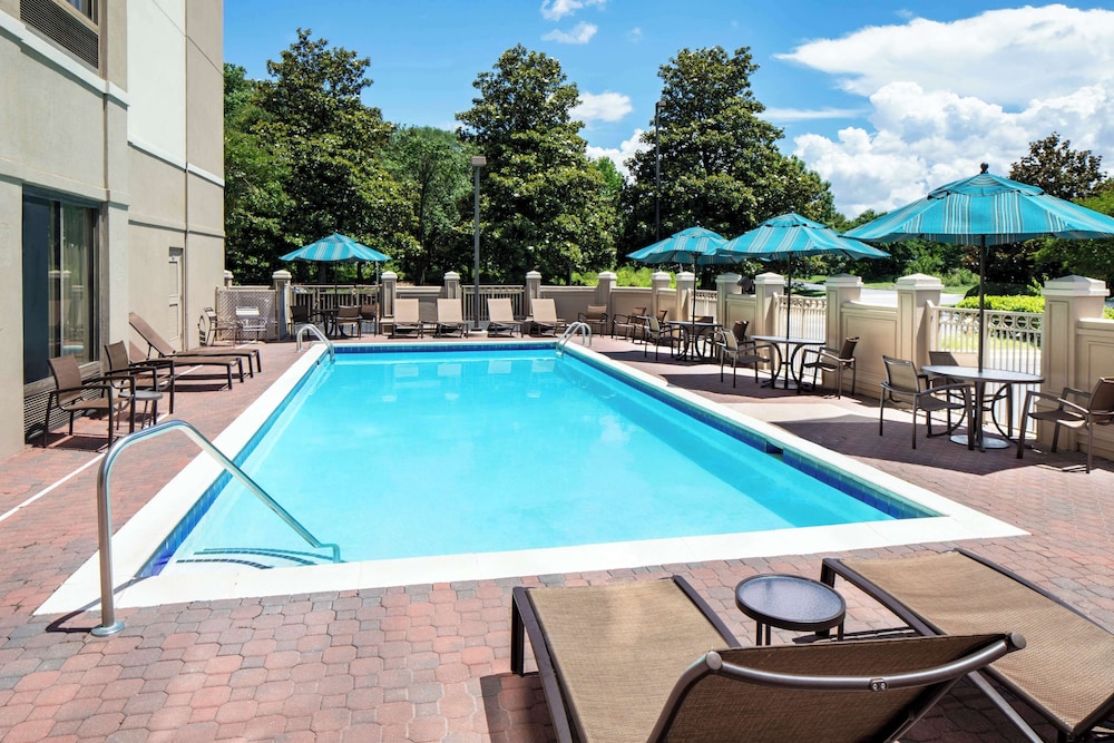 Hyatt Place Charlotte/Arrowood 29/50