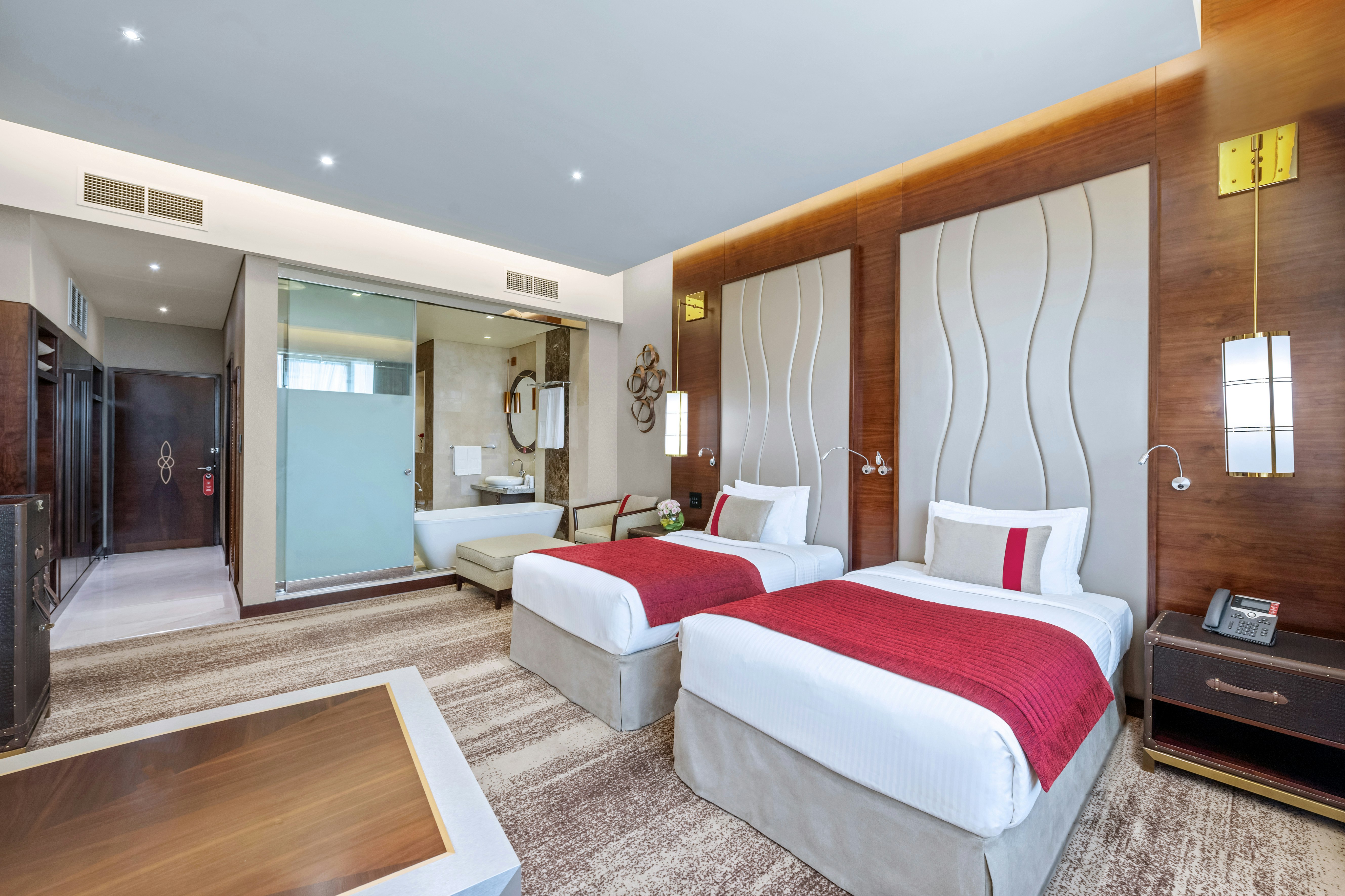 EXECUTIVE, TWIN BEDS