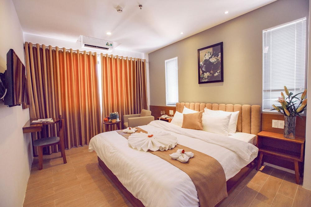 Gardenia Hue Hotel 16/64