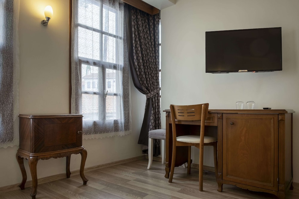 Argos Hotel - Adults Only 68/75