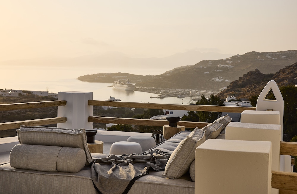 Sharm Hotel Mykonos 77/100