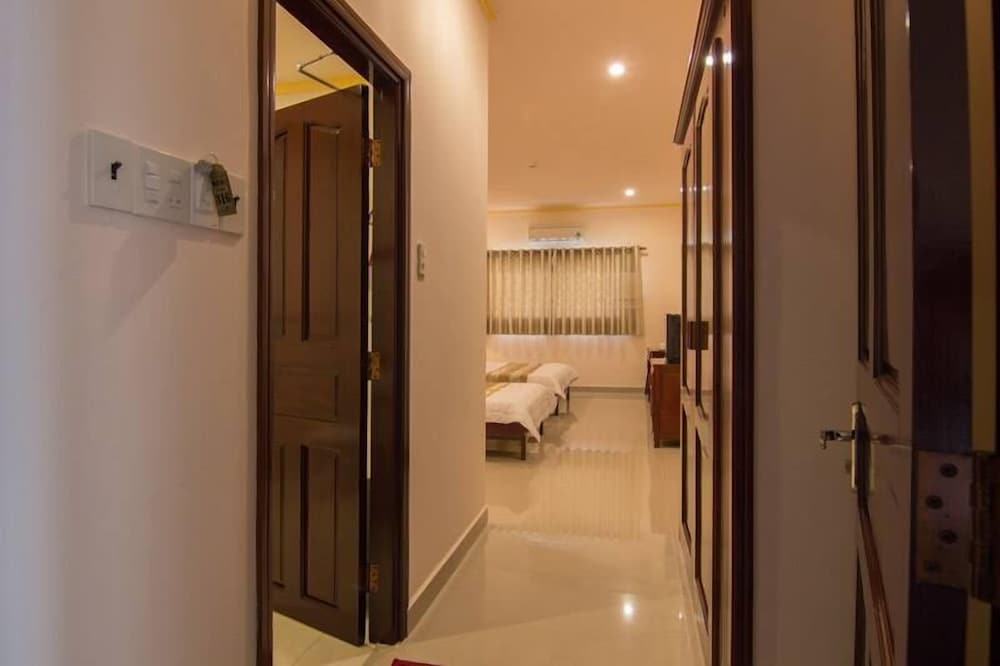 SUPERIOR, TWIN BEDS