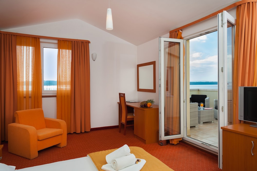 Hotel Rotondo 12/35