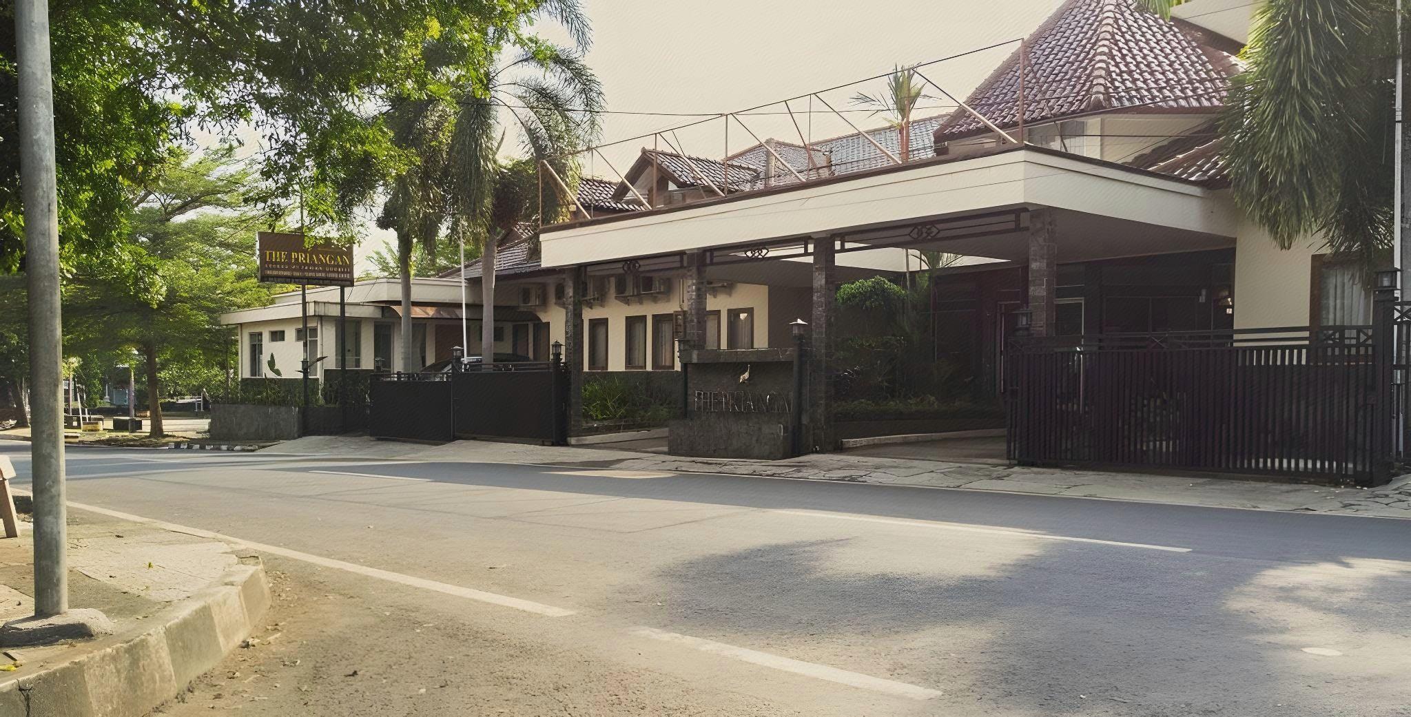The Priangan Boutique Hotel 15/19