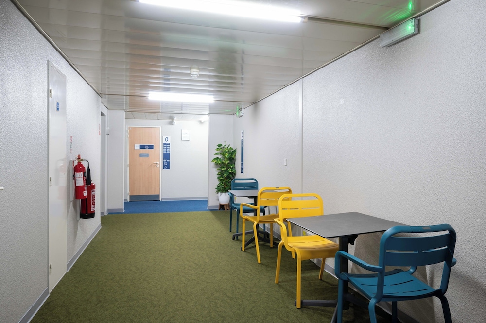 Ibis Budget London Barking 22/48