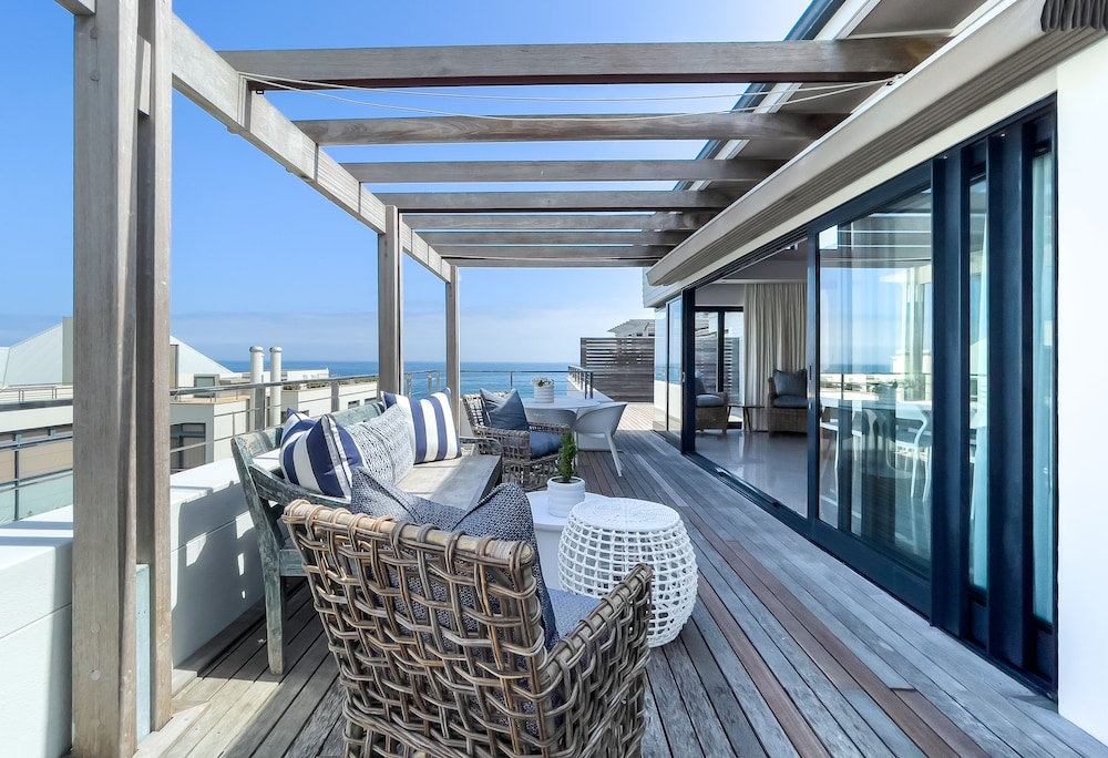 Le Paradis Penthouse Apartment 15/37