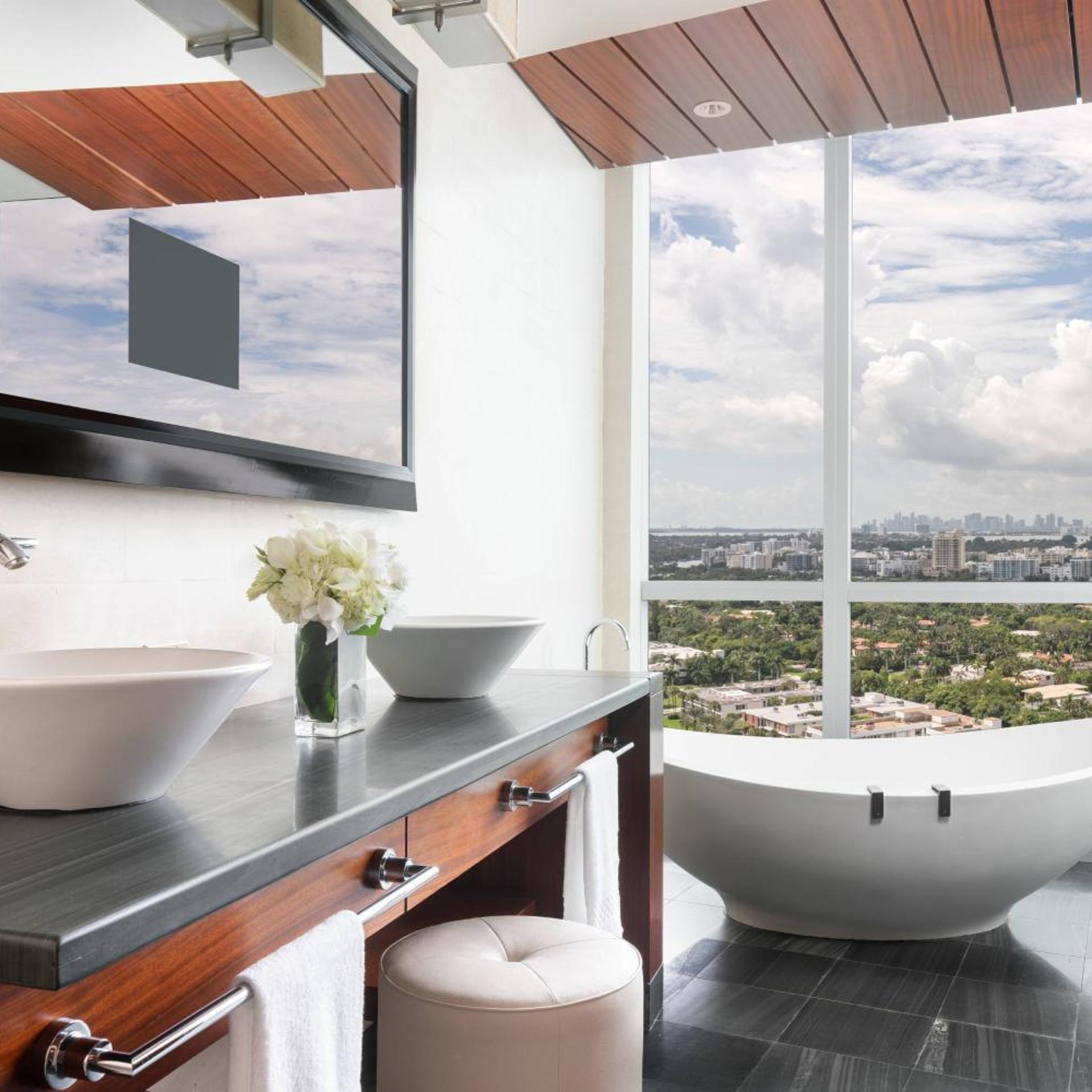 جناح بإطلالة على البحر بغرفة نوم واحدة، Ritz Carlton Bal Harbour 2/2