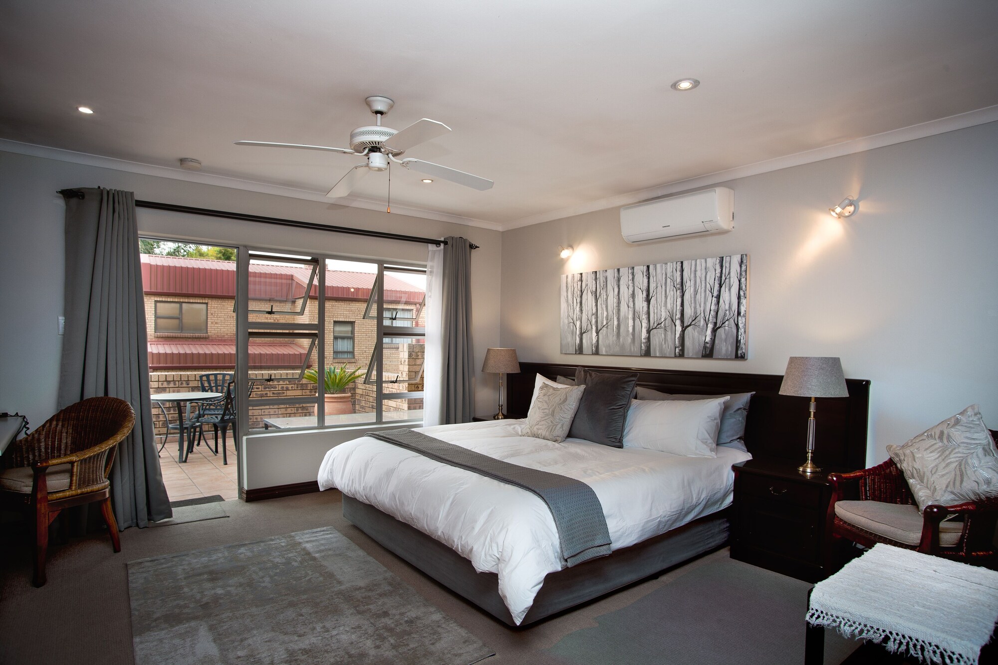 SUPERIOR, DOUBLE BED