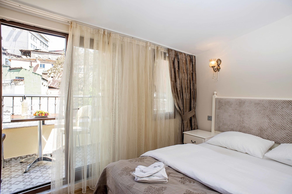 Taksim Nacre Residence 6/48