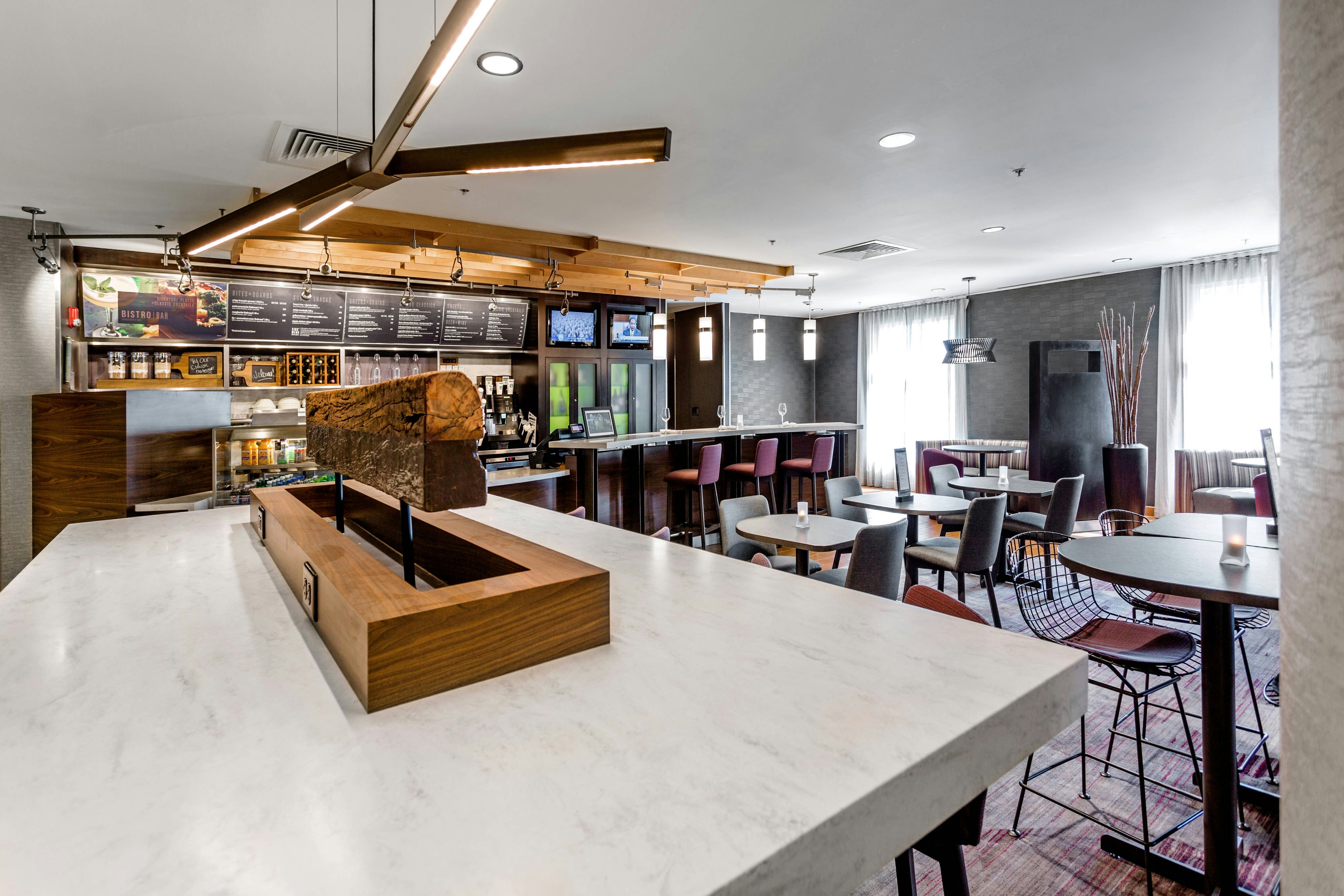 Courtyard by Marriott Easton-Columbus 10/12