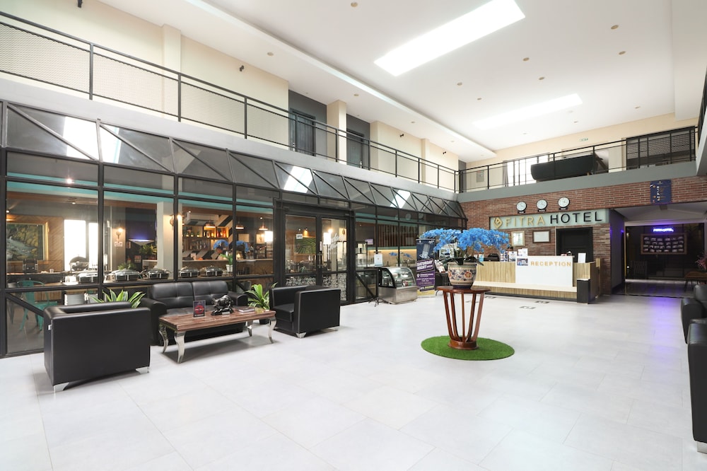 Fitra Hotel Majalengka 33/43
