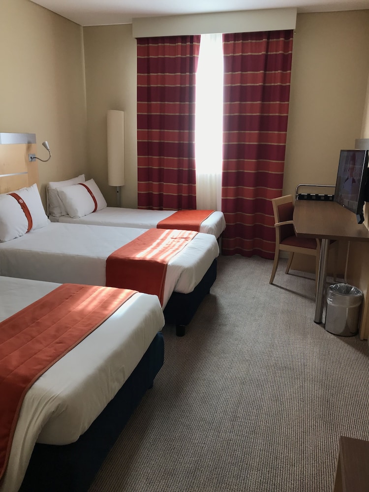 Bes Hotel Bergamo West 27/65