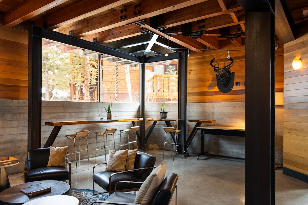 Gravity Haus Truckee-Tahoe 31/50