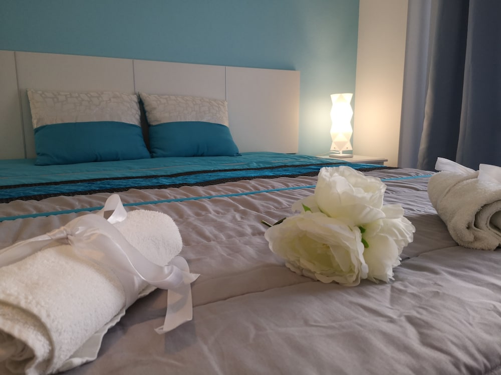 Sensations Guesthouse 9/50