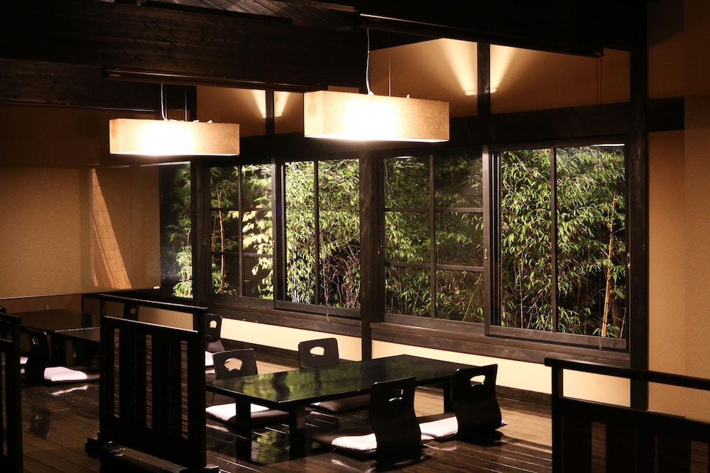 Yufuin Ryoan Wazanho 39/49