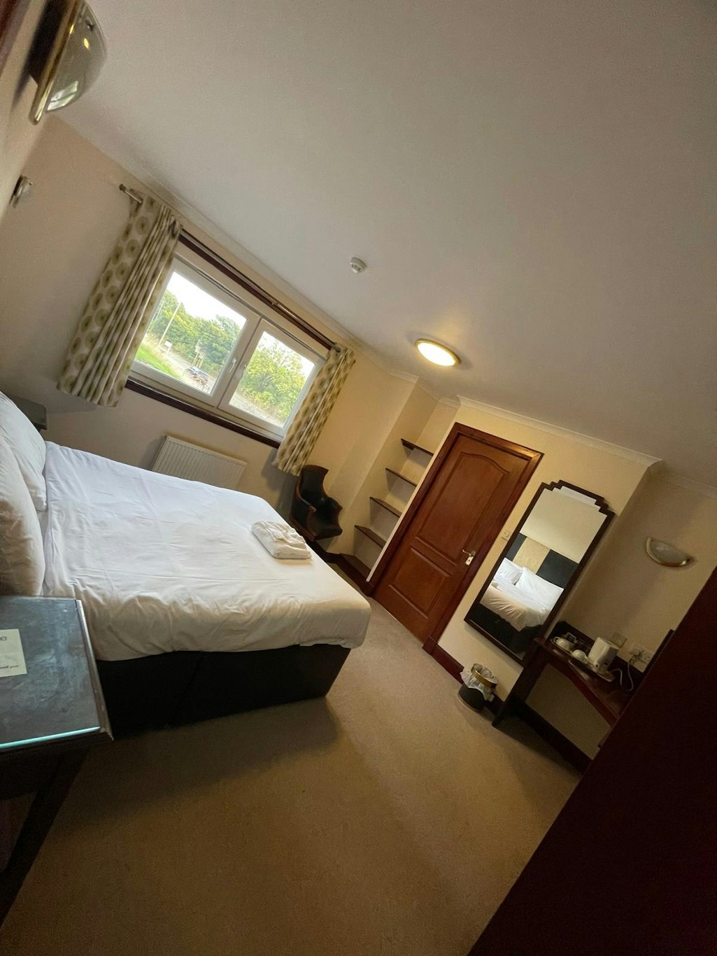 OYO Lochway Hotel 20/38