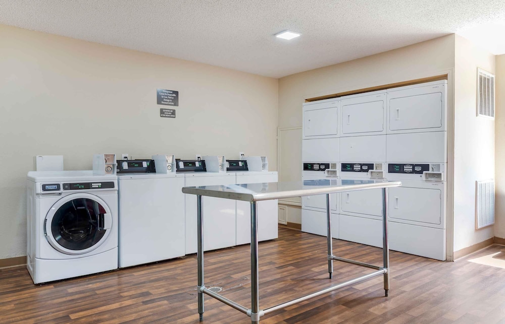 Extended Stay America - Arlington - Six Flags 34/50
