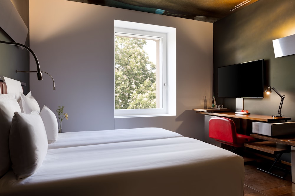 Room at The Hotel Lucerne Autograph Collection, LUCERNE