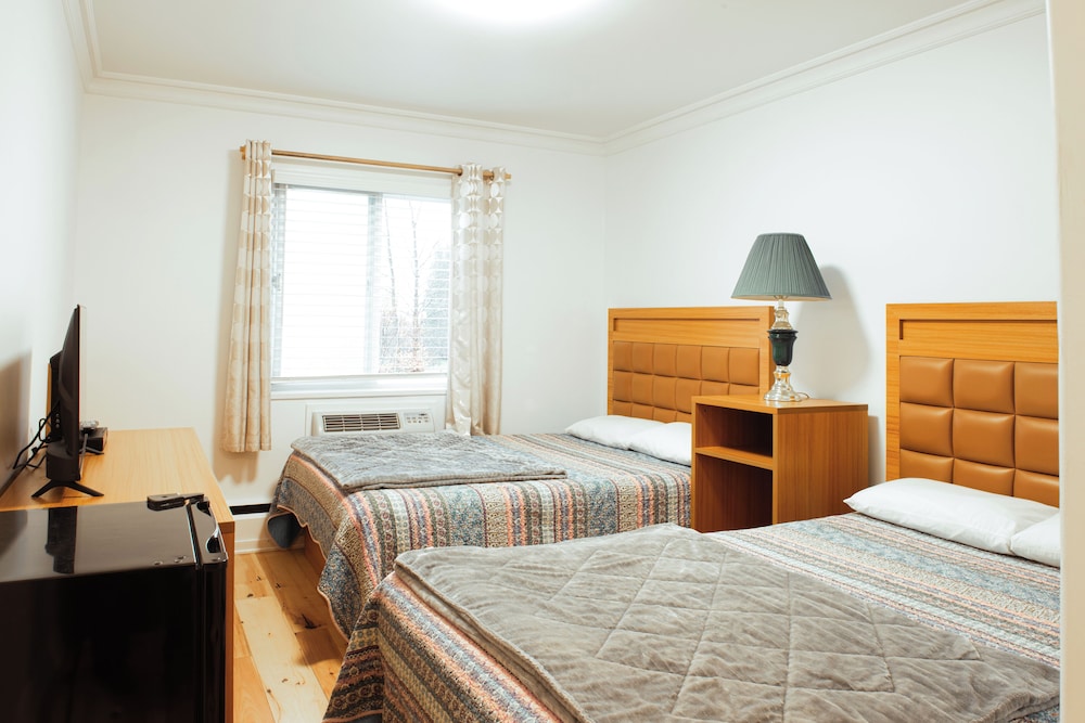Pemberton Hotel (Motel) 20/49