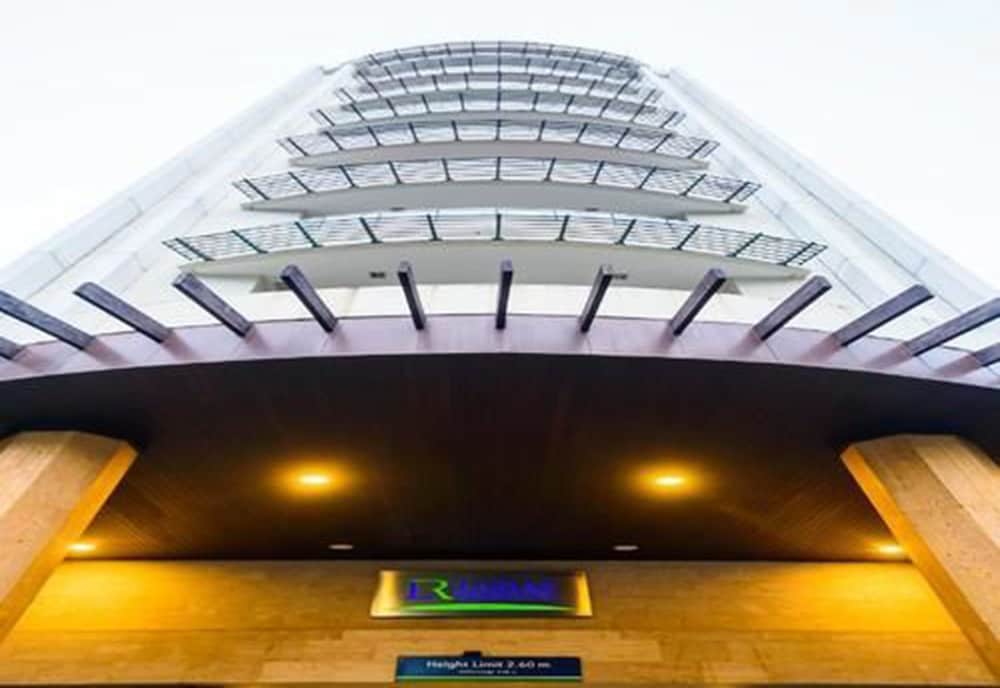 Lohas Residences Sukhumvit in BANGKOK