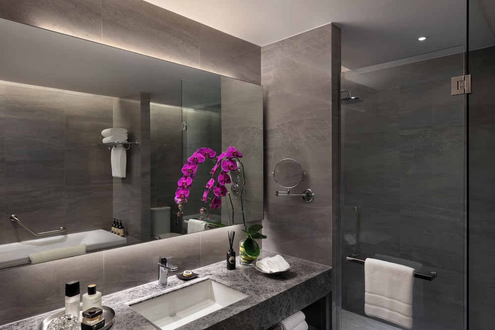 Executive, Studio, King Bed, Ascott Embassy Sathorn 3/3