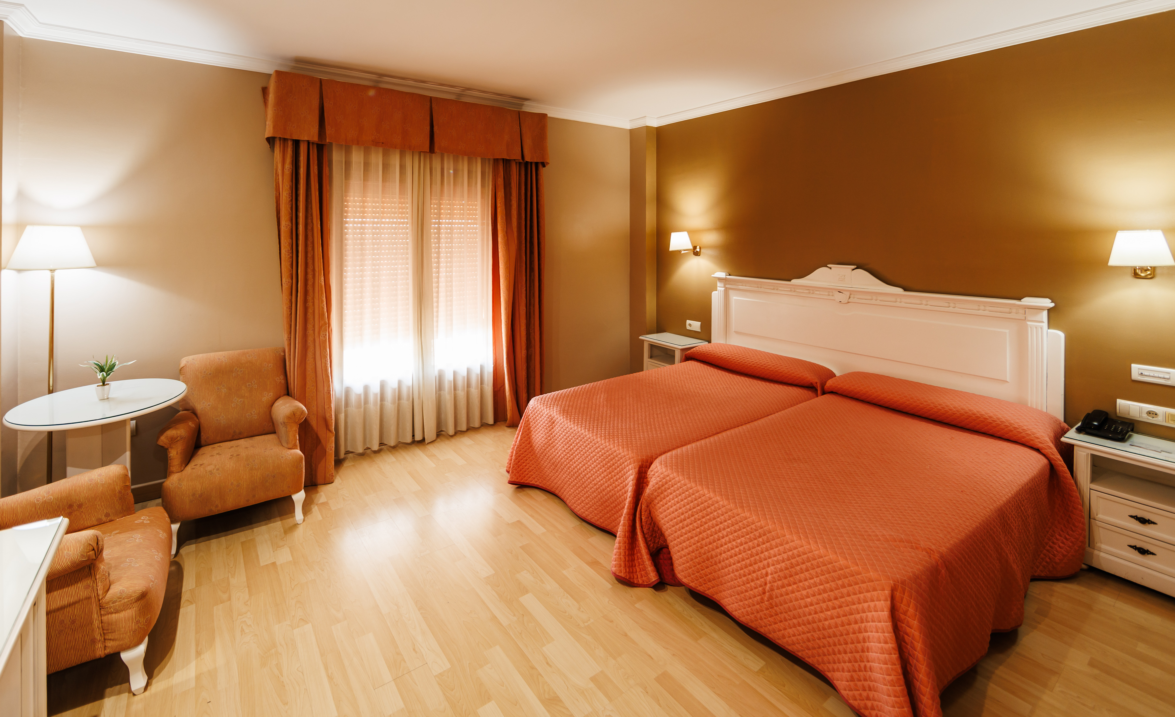 Room, Double Bed