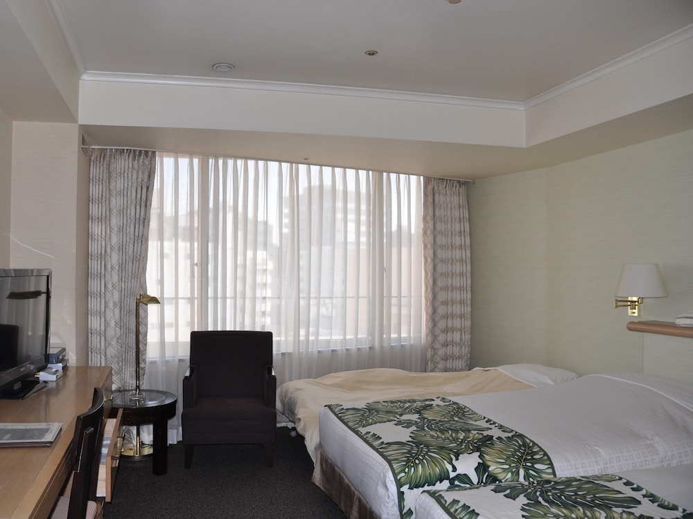 Breezbay Hotel Resort And Spa 19/42