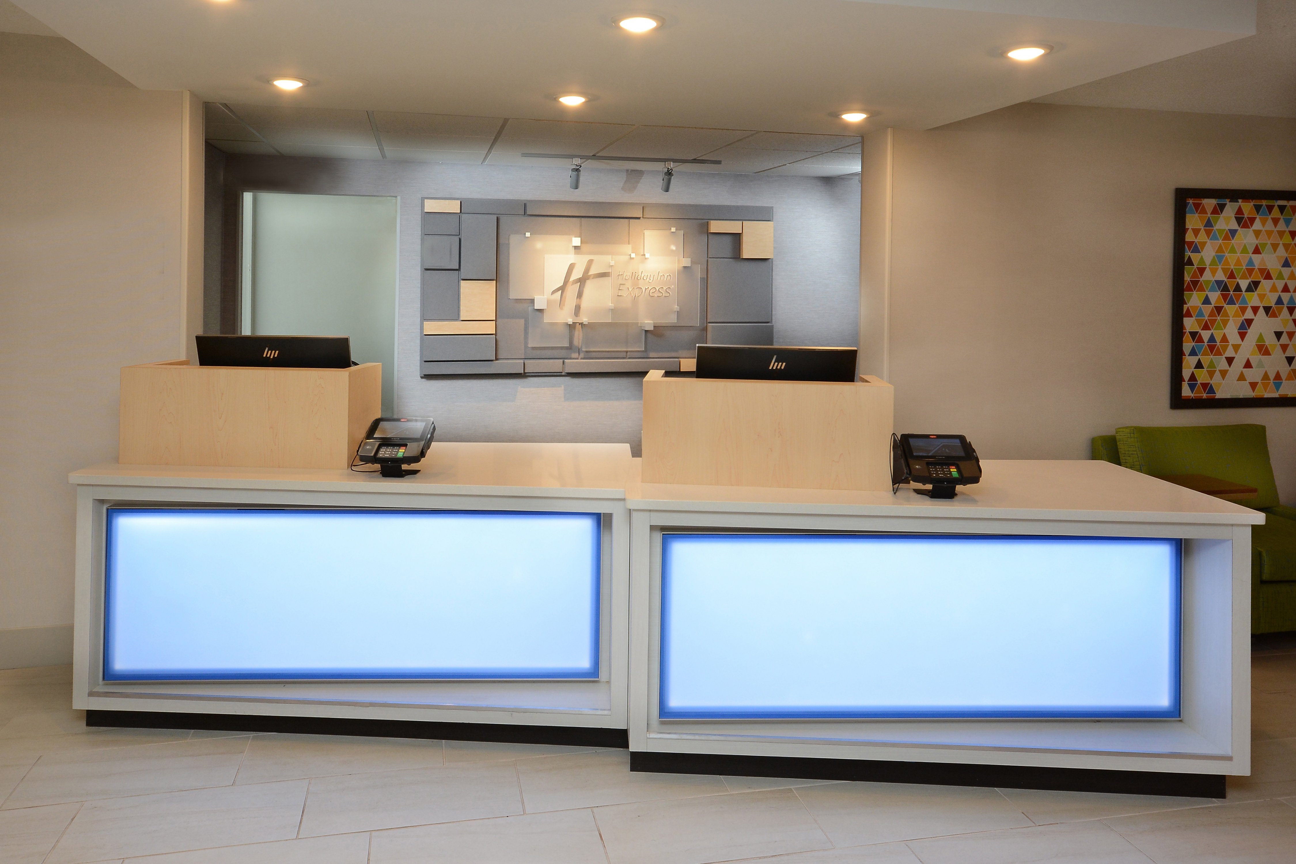 Holiday Inn Express Danville 4/34