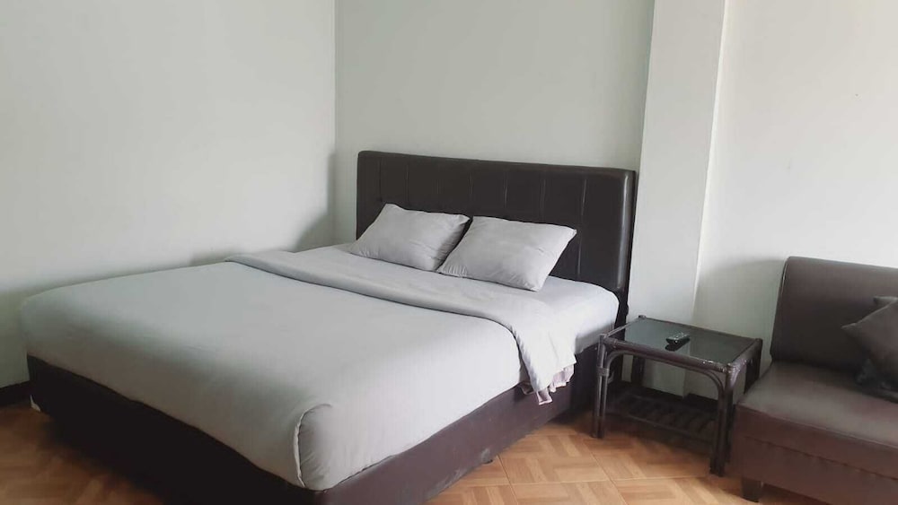 Aries Biru Hotel and Villa 11/49