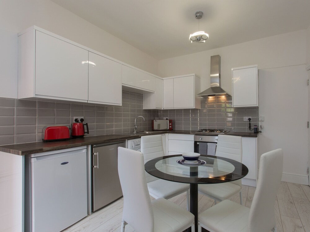 Townhouse PLUS @ Westminster Street Crewe 18/26