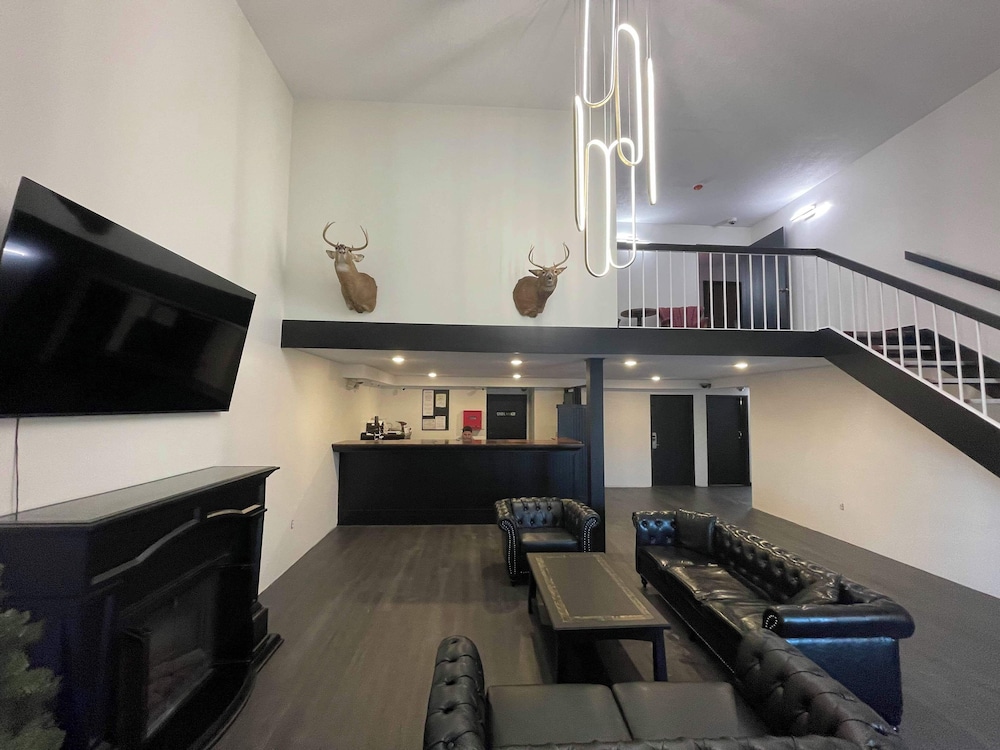 Guest Lodge 53/70