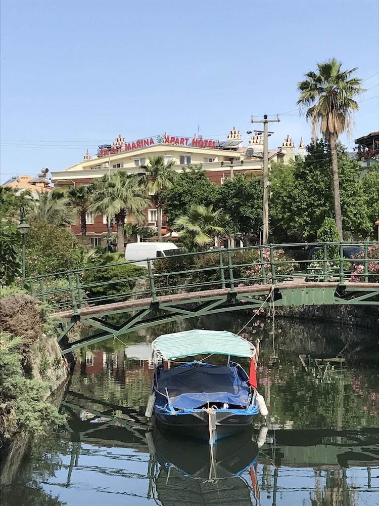 Yacht Marina Apart Hotel 23/29