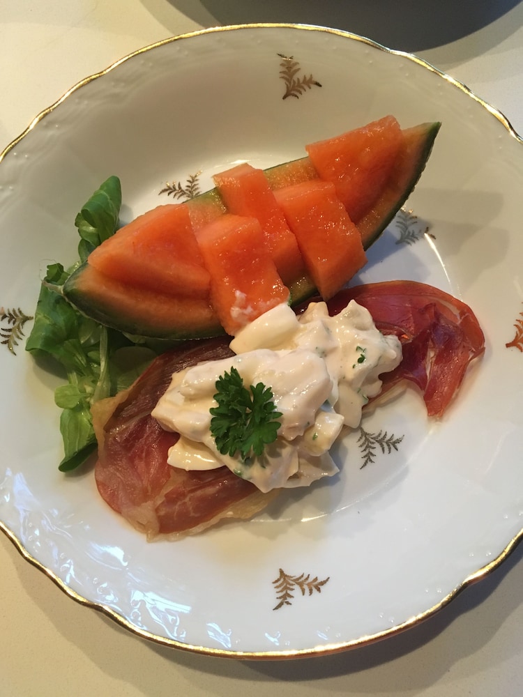 Boutique Hotel B&B Fleurie، بورجيز 14/50