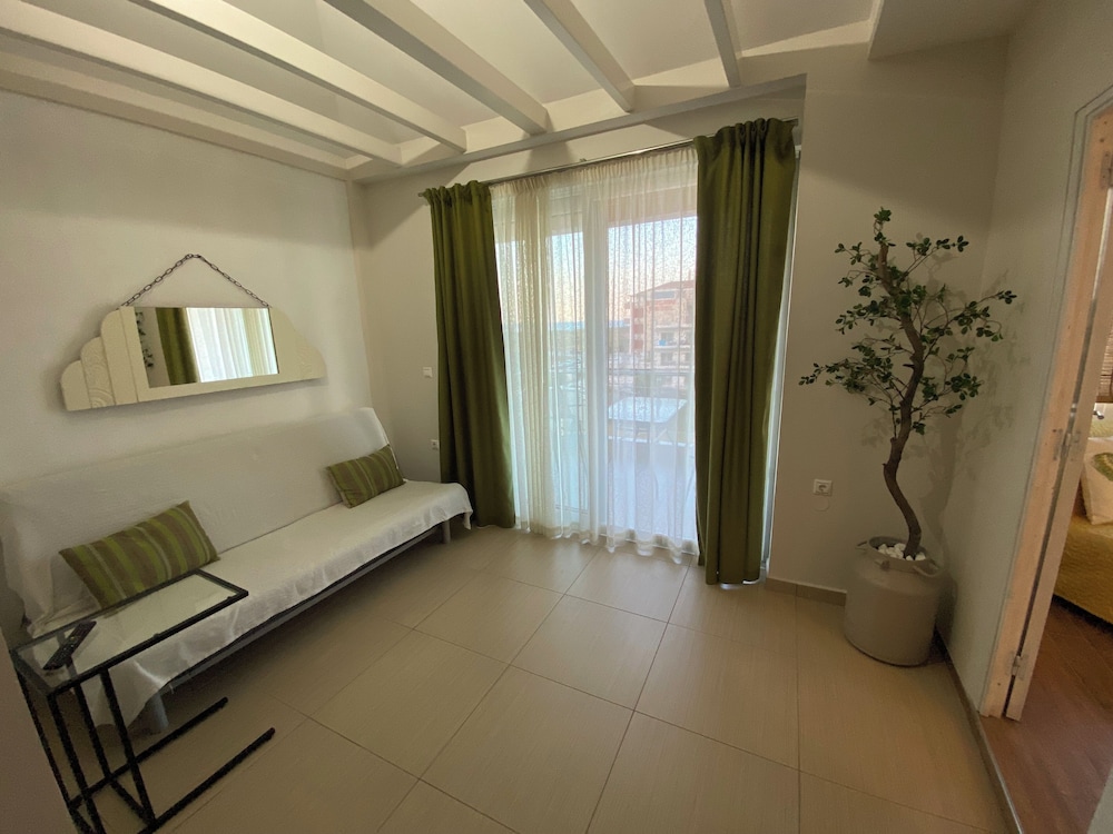 Klio Apartments and Studios 28/54
