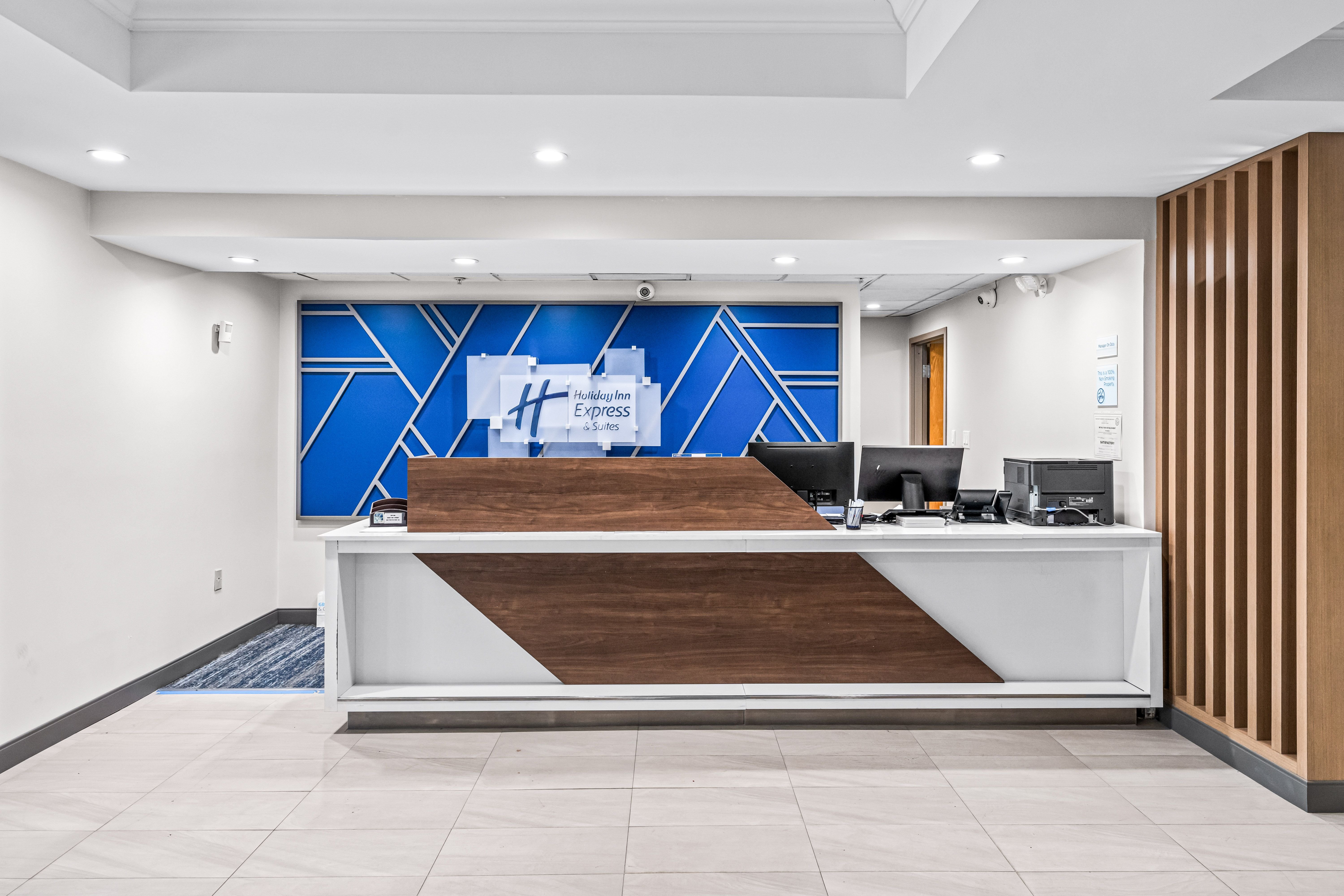 Holiday Inn Express & Suites Carneys Point - Pennsville, an IHG Hotel 3/51