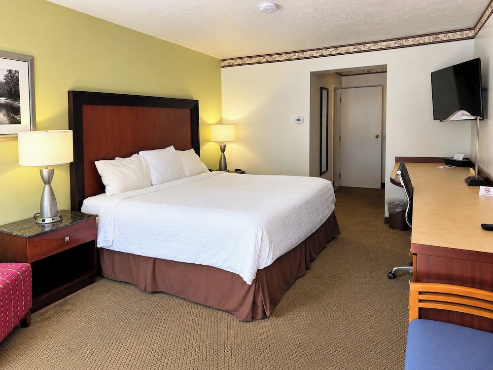 Nittany Budget Motel 17/34