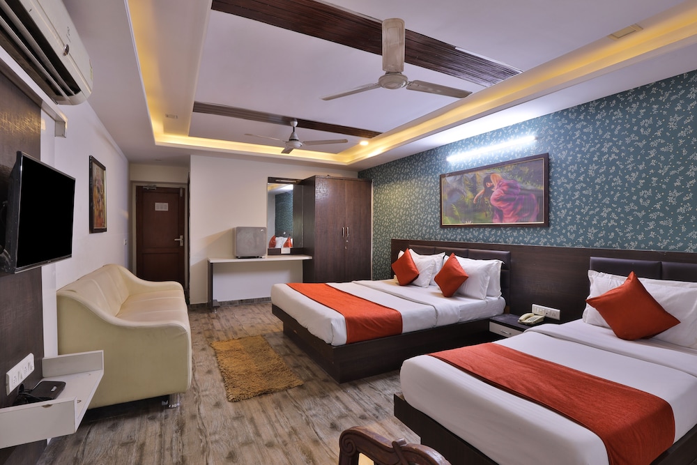 HOTEL SADHBHAV 39/49