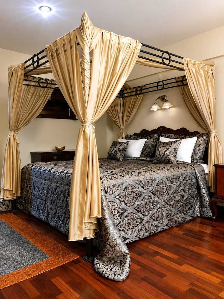 Villa Sphendone Suites 9/50
