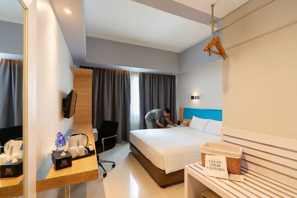 Batiqa Hotel Apartments Karawang 20/73