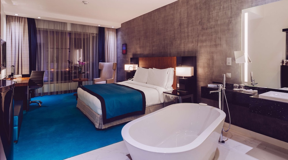 RADISSON BLU HOTEL NAIROBI UPPER HILL 19/77