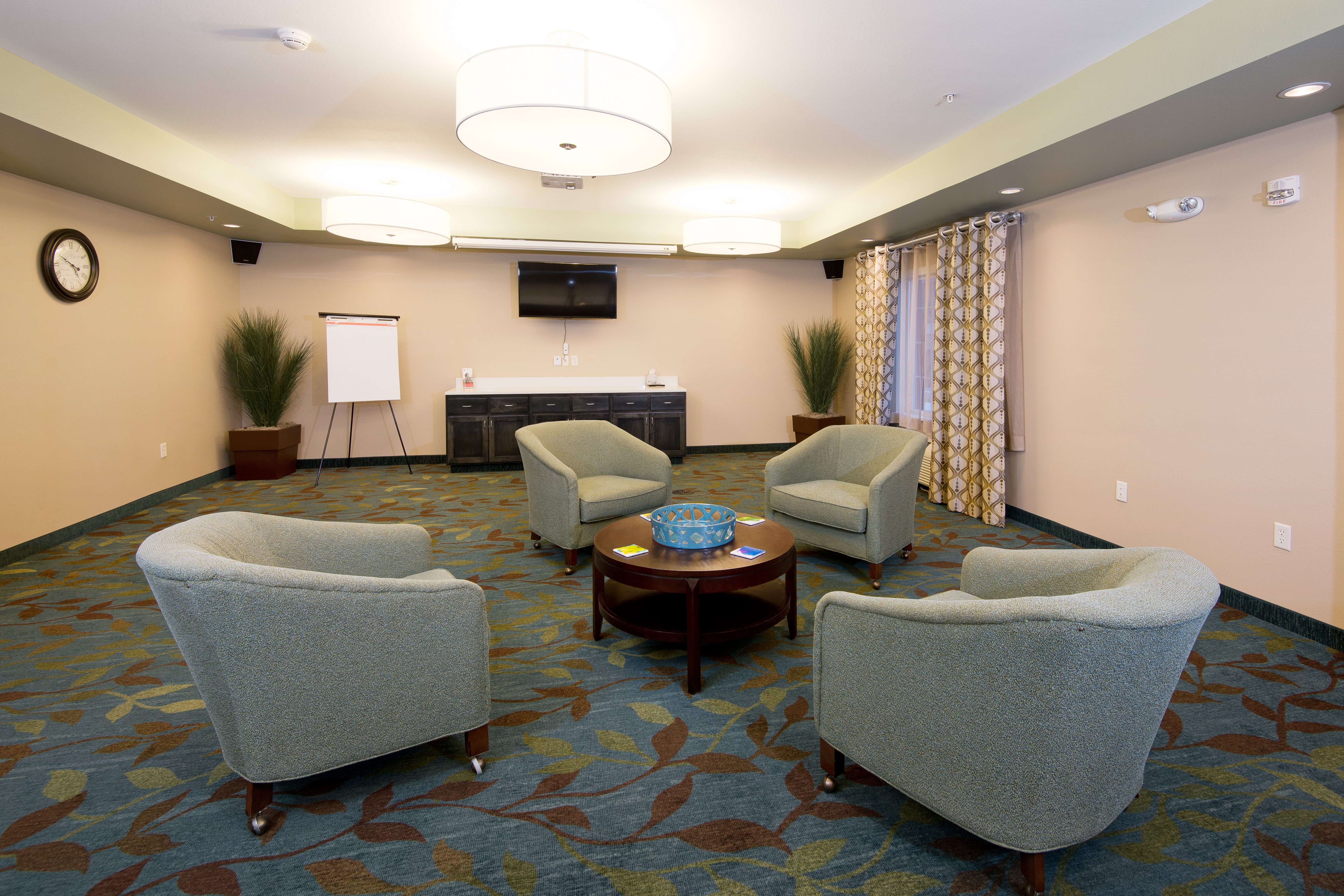 Candlewood Suites Greeley 18/34