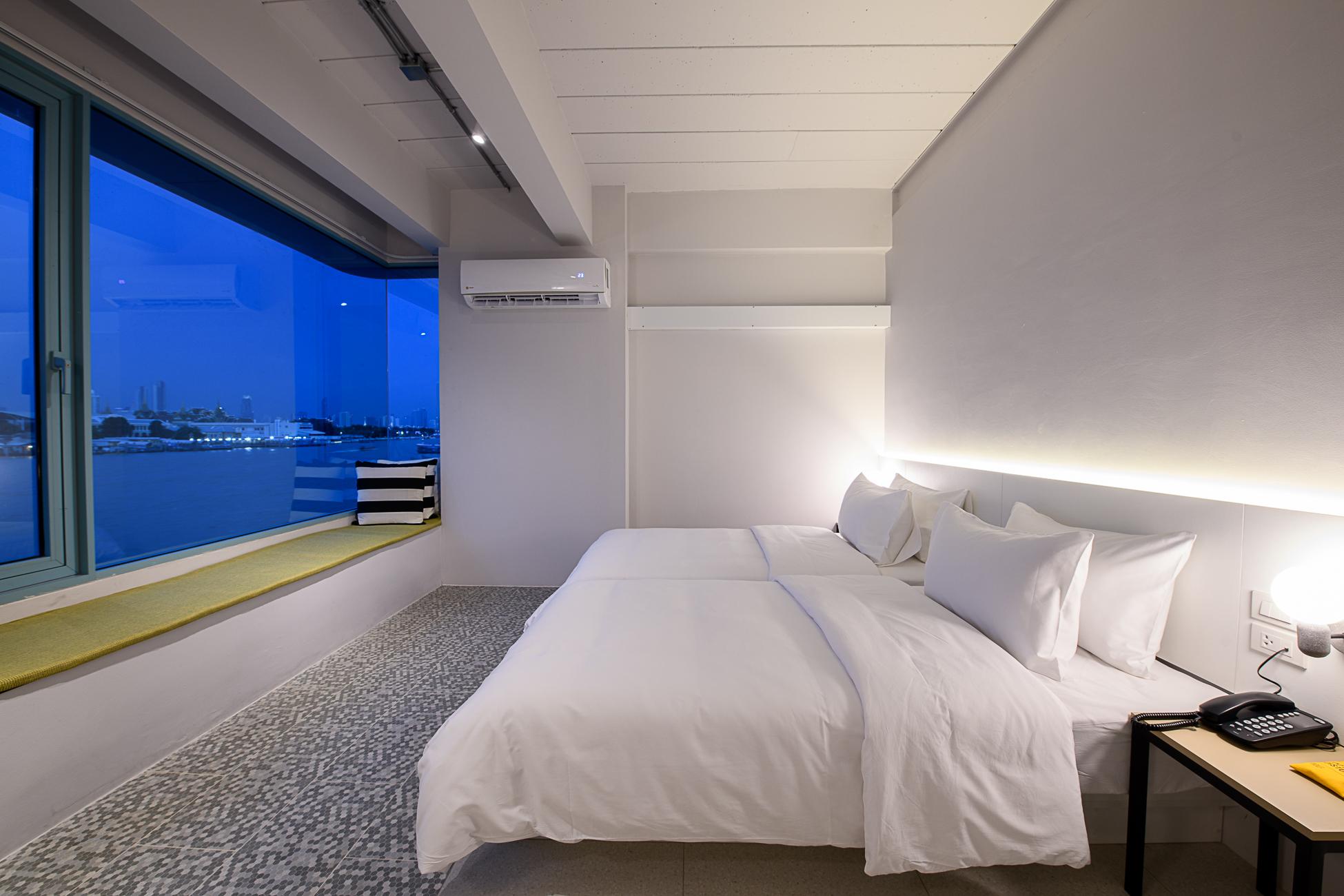 Grand, Deluxe, Twin Beds, River Front