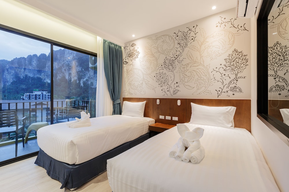 Vacay Aonang Hotel 8/25