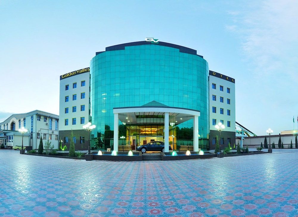 Golden Valley Hotel 1/30