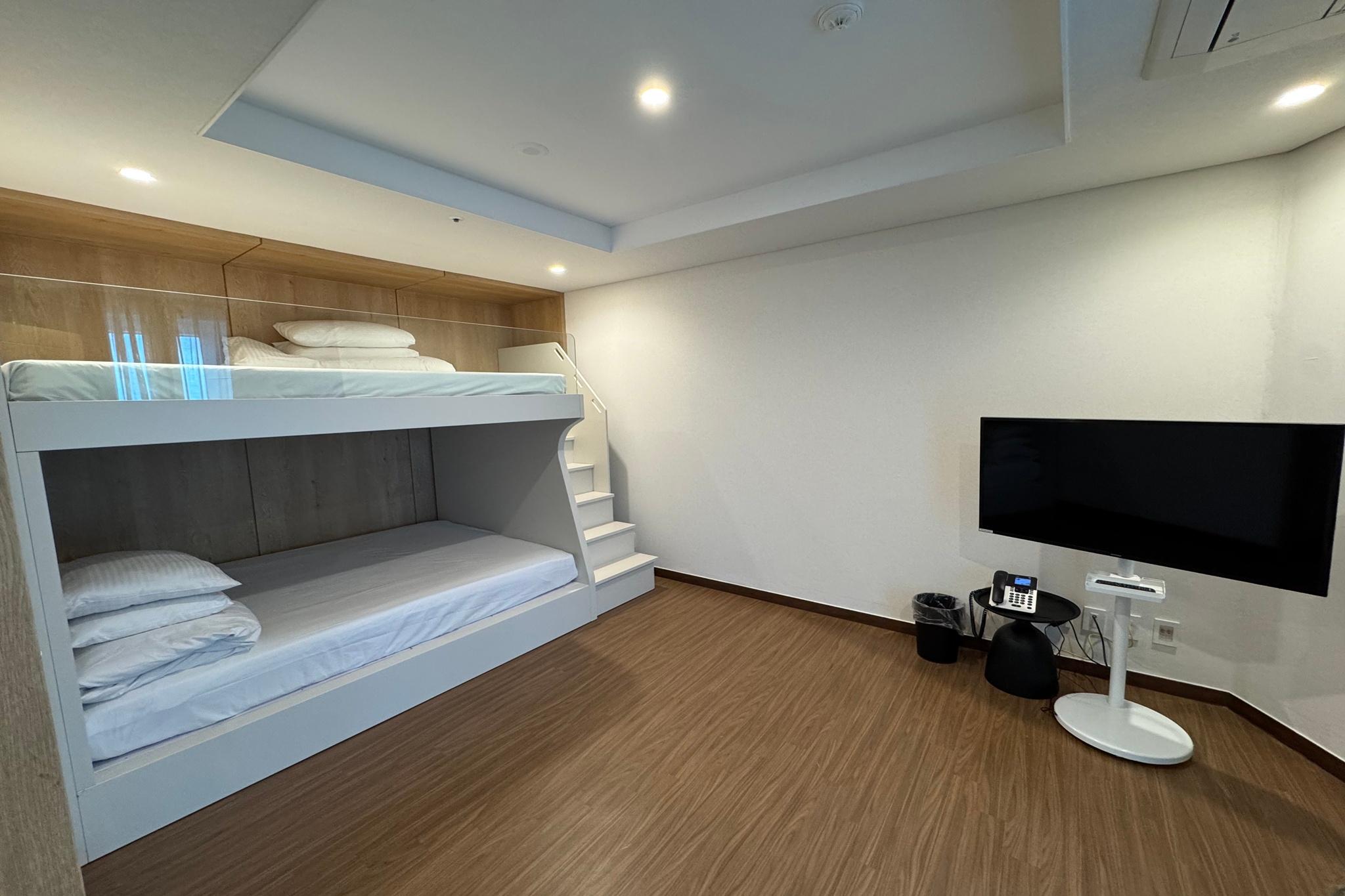 Loft, Family, Suite, Lateral Side Ocean View