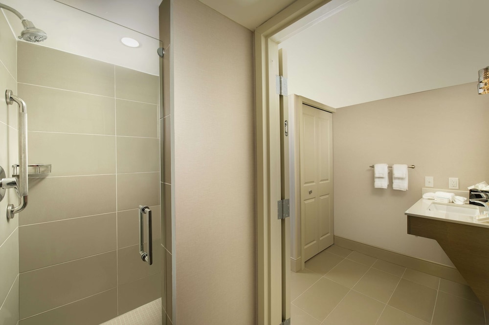 Hilton Garden Inn Miami South Beach 10/41