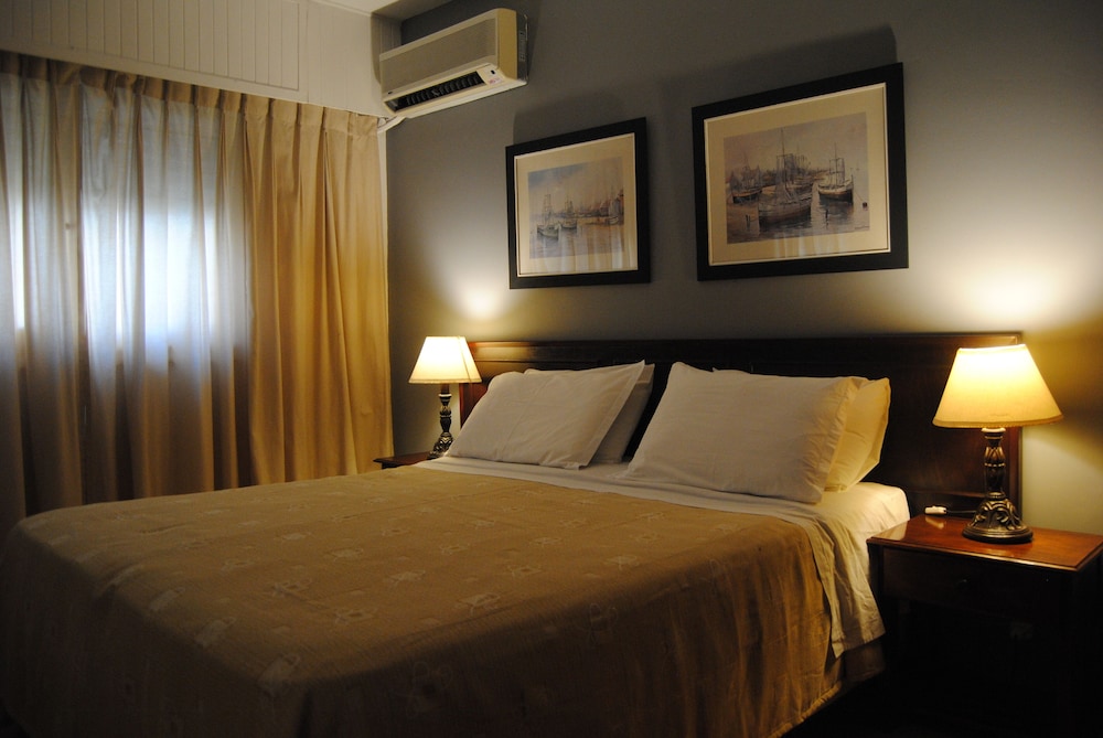 Iberia Hotel 17/64