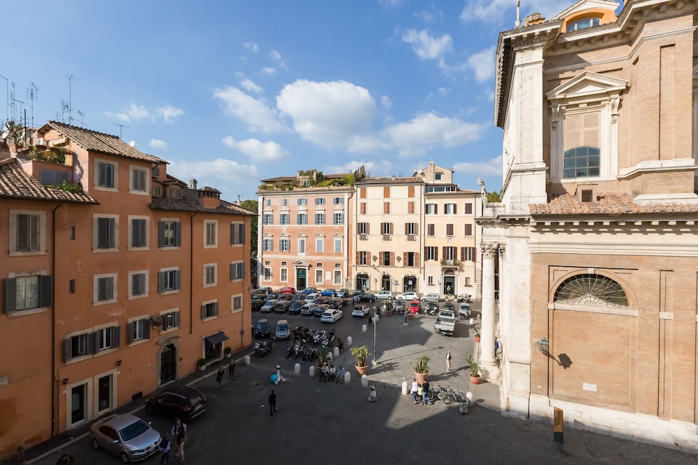Piazza Navona-Coronari House 20/24