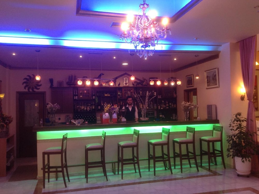 Kosta-Famissi Hotel 33/45